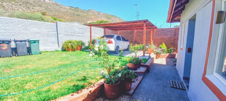 4 Bedroom Property for Sale in Fish Hoek Western Cape